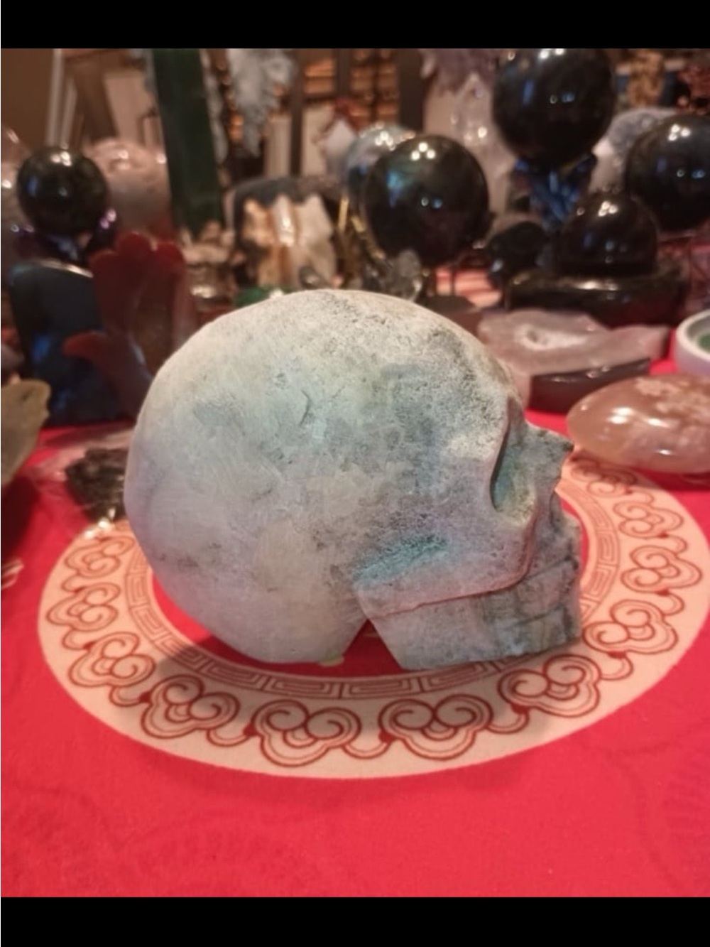 Quartz Skull HQ